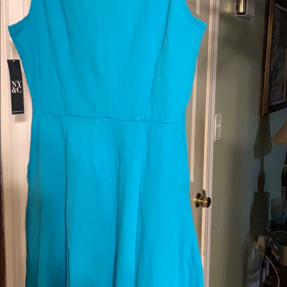 Dress - Picture 2 of 2